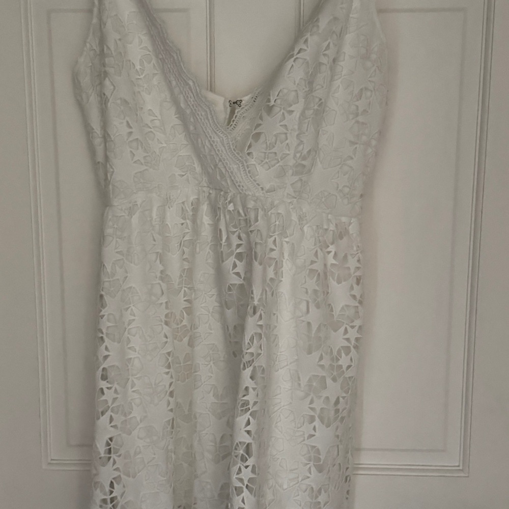 White Lace Sleeveless Dress